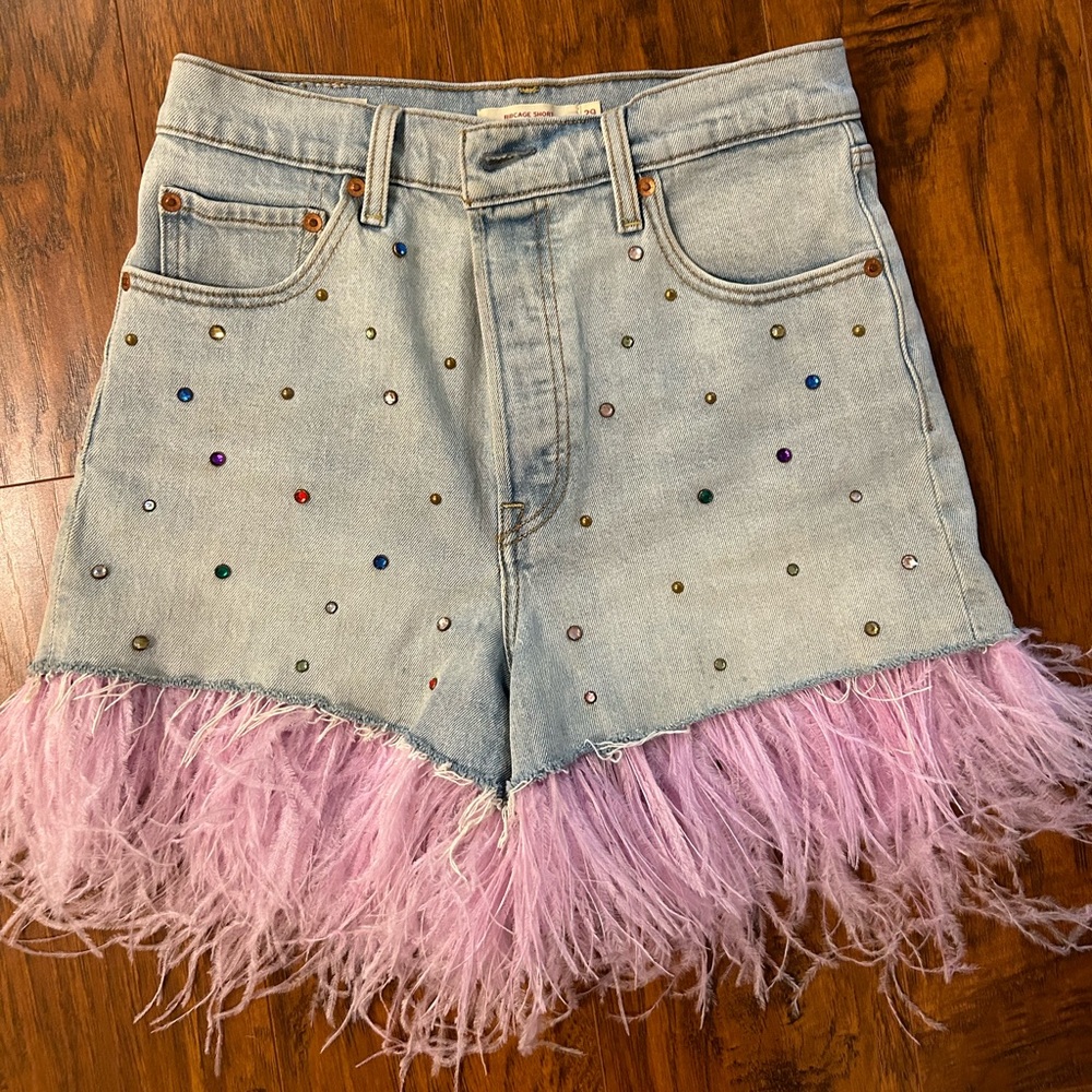 COPY - 💜🪩✨Levi’s Feather Bedazzled Shorts